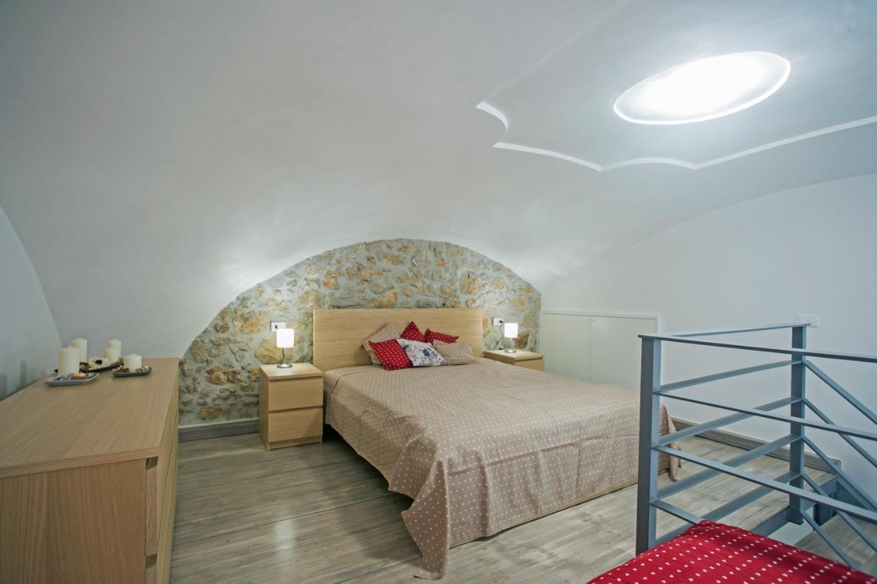 Bed and Breakfast Sirene Holiday Гаета Екстер'єр фото